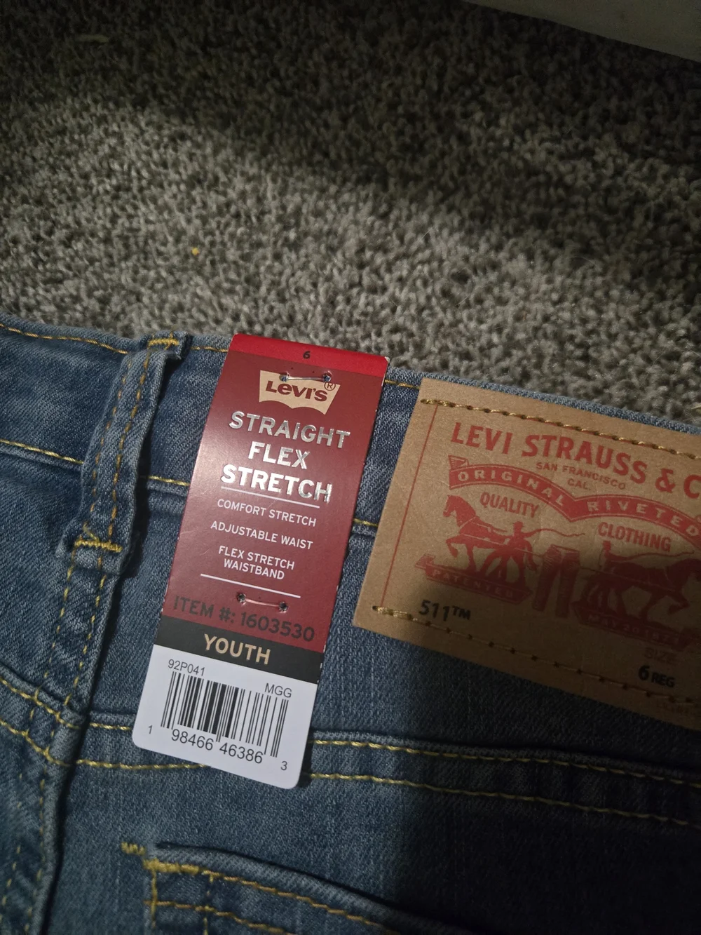 Boys Levi Straight-Leg Jeans in Medium Blue